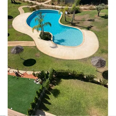 Lirios Amarelos Apartamento *